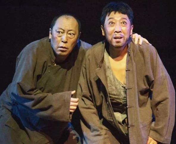 倪大红与韩童生长得像,倪大红与韩童生相貌接近吗