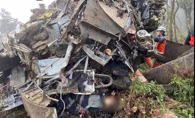 蔡英文军中亲信坠机身亡，台军“参谋总长”有多重要？