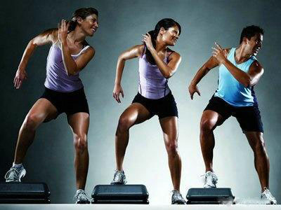 高抬腿每天做六分钟能减多少脂肪,高抬腿是减脂不增肌运动吗