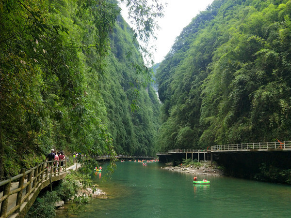 彭水阿依河旅游路线,重庆彭水阿依河漂流双人行攻略