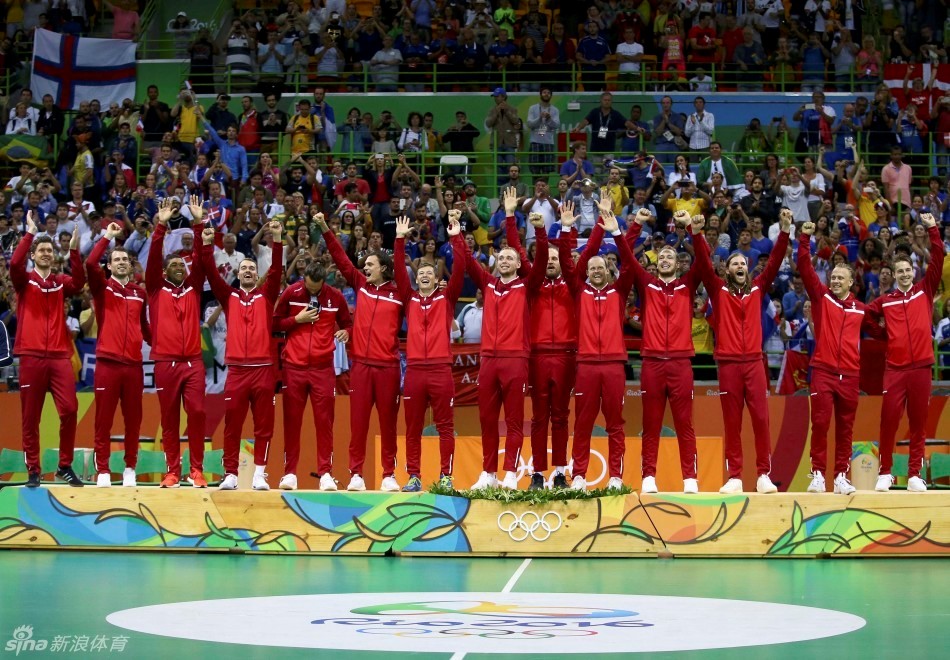 当合适和喜欢撞个满怀,当喜欢与合适撞个满怀文案