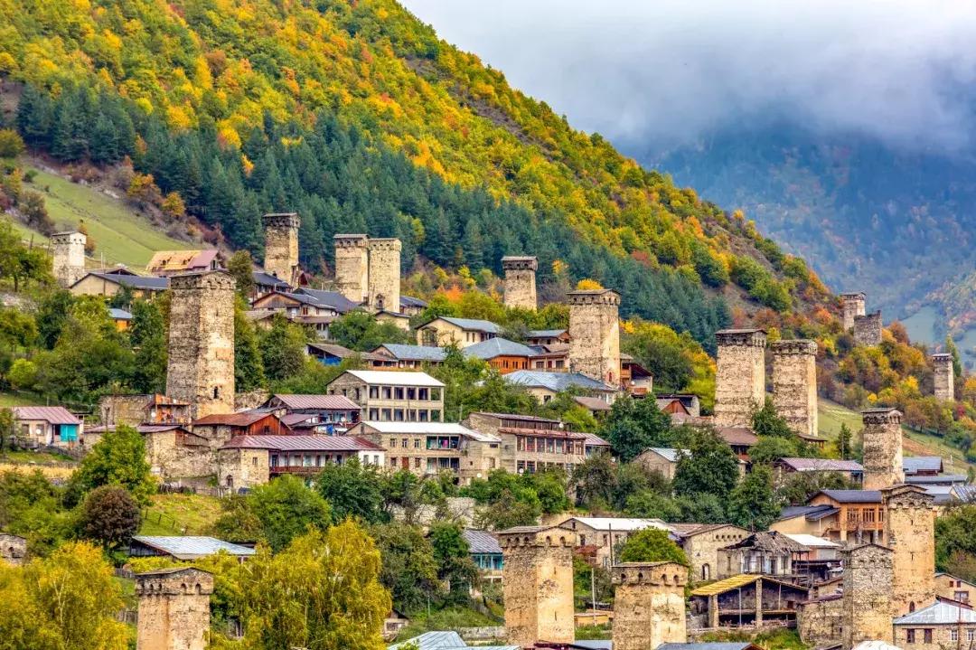 月薪三千最值得去的三个国家,九个月入3000能去的国家