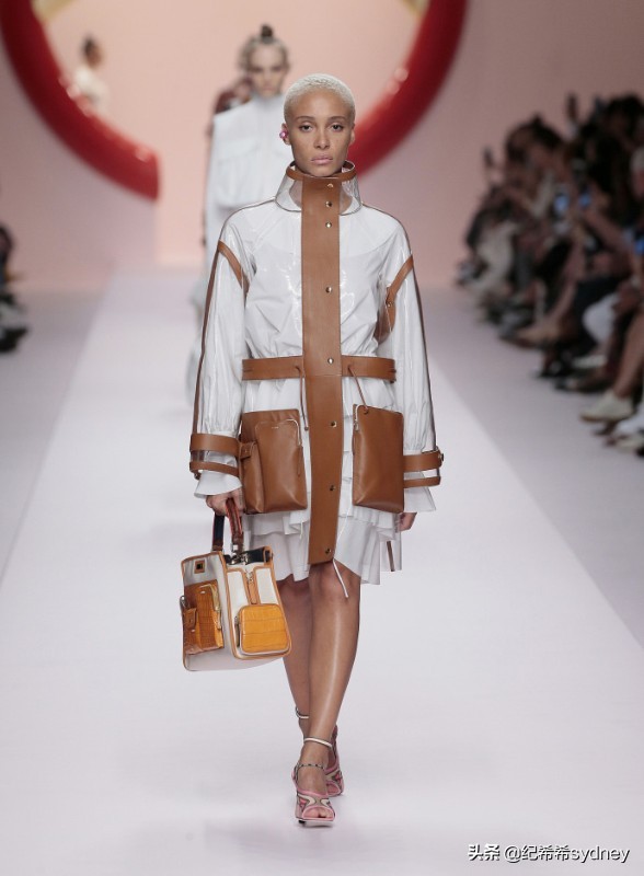 fendi秋冬大秀,fendi2019秋冬时装周