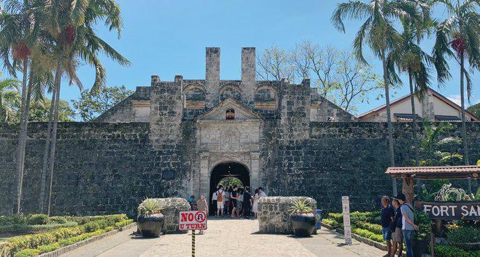 普通人不跟团去贵州玩要多少钱,去国外旅游不跟团可以吗