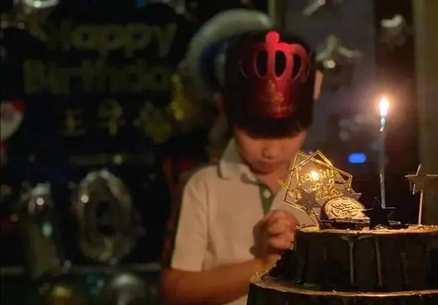 王宝强王子豪是亲生的吗,王子豪是王宝强的亲生的吗