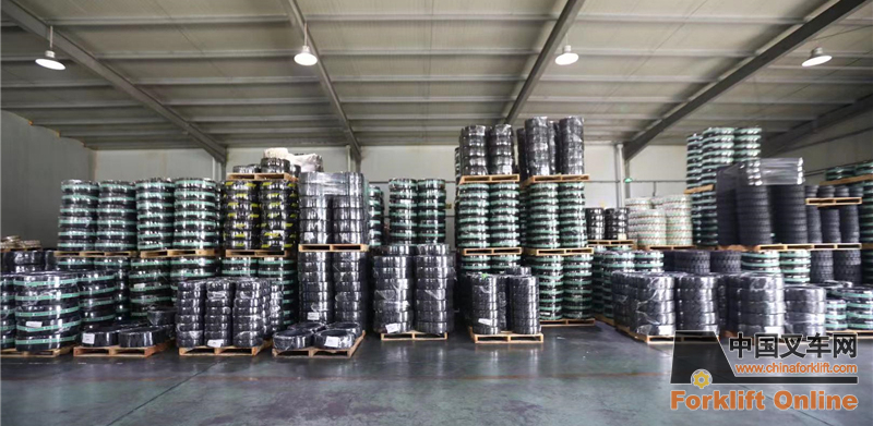 中叉网2021叉车和移动机器人安全、质量万里行走进凯拓驰山东基地