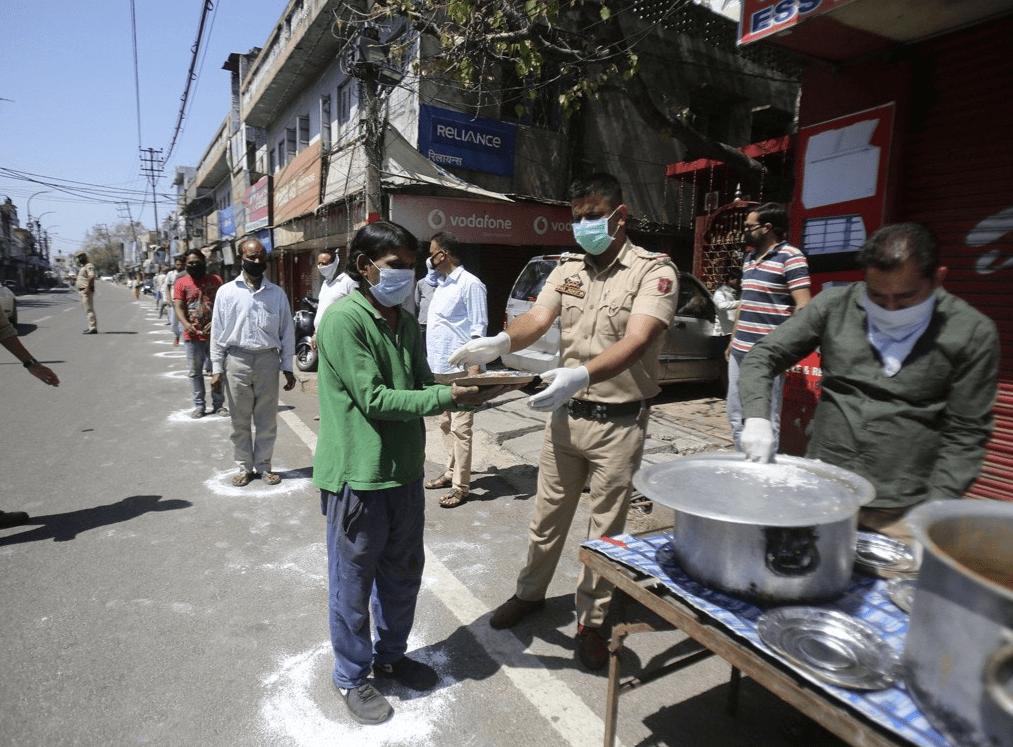 瞒不住了？！疫情最大的黑洞，这个国家可能导致疫情爆发