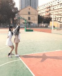 搞笑gif这才是真正的口若悬河,搞笑gif趣图这大概就是爱情吧