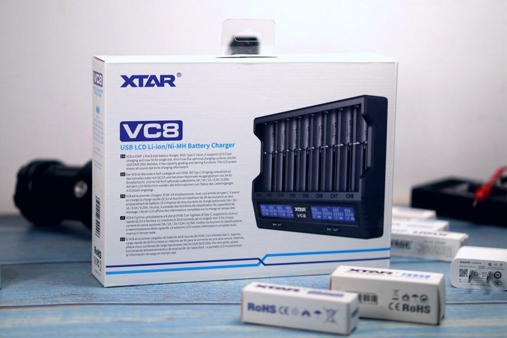 要痛痛快快地玩，就得配上这个8槽充电器才行