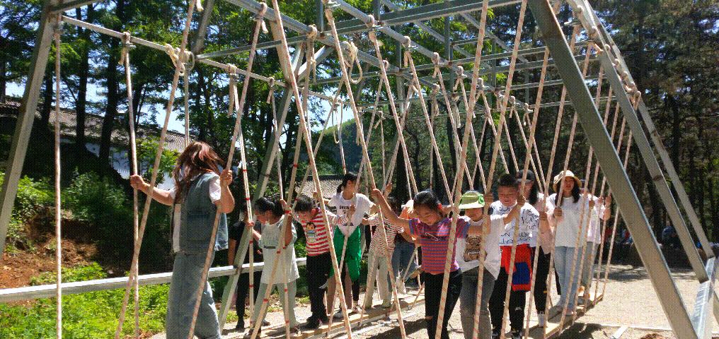 哎呀呀，门票免费，漂流免费，还赠送儿童绘本？傍水崖要干啥