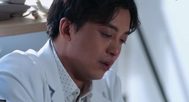 来看看张伟是怎么怼人的,张伟回怼人