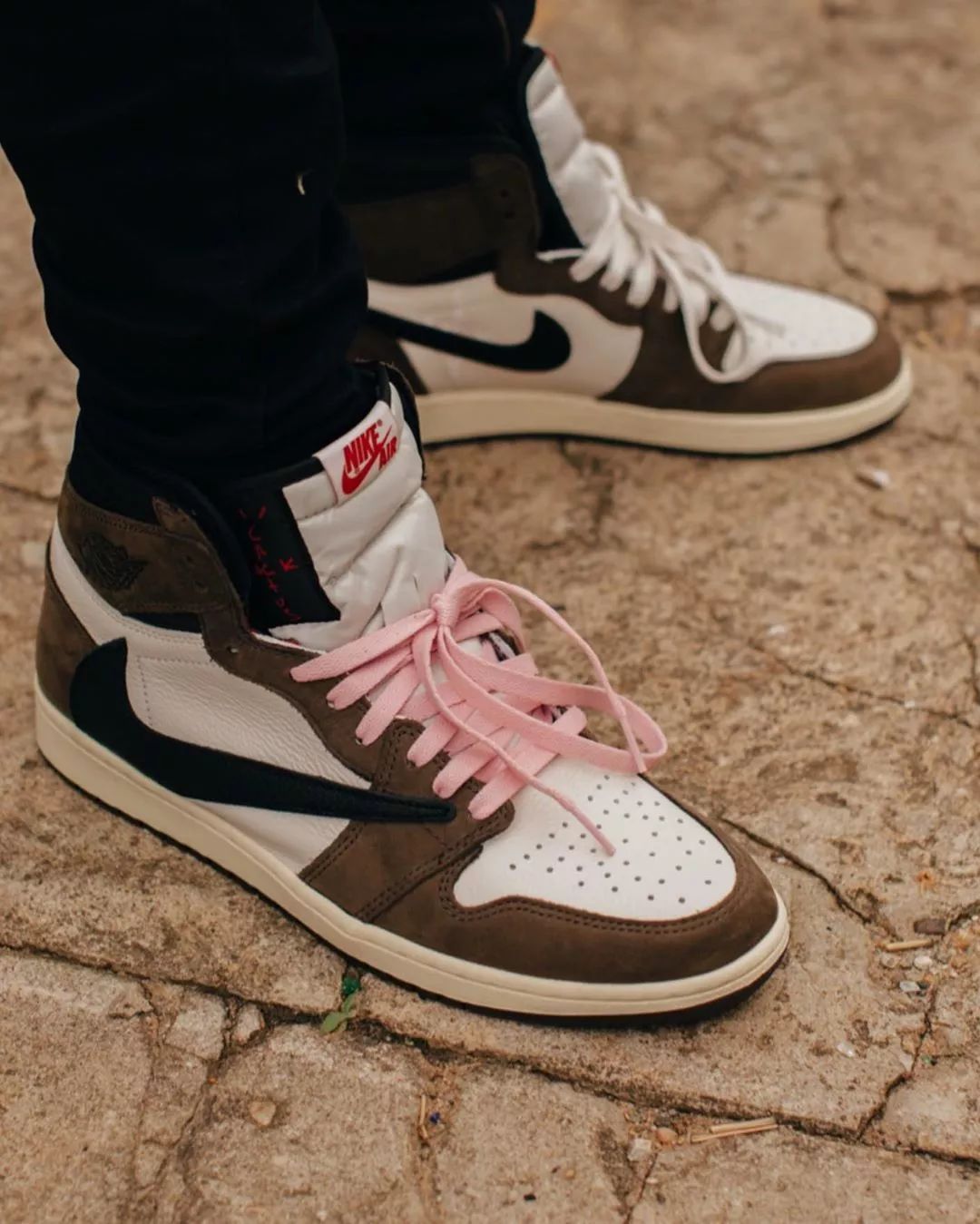 盘点白敬亭的私藏潮鞋,白敬亭收藏鞋子搞笑视频