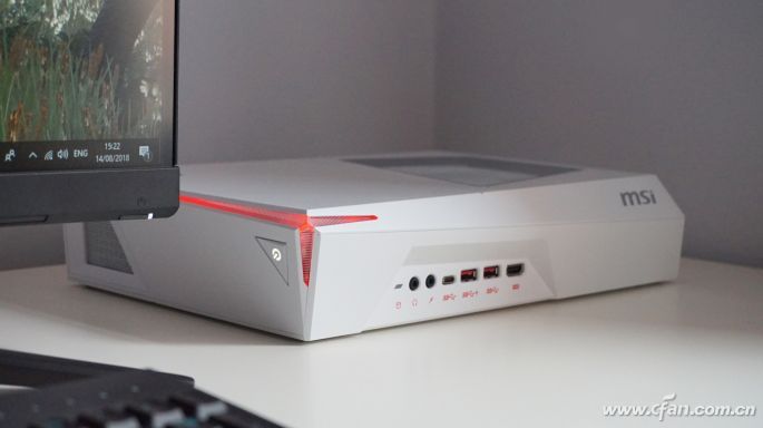 从电脑棒、游戏本再到台式机PC是体积越大性能越强吗？