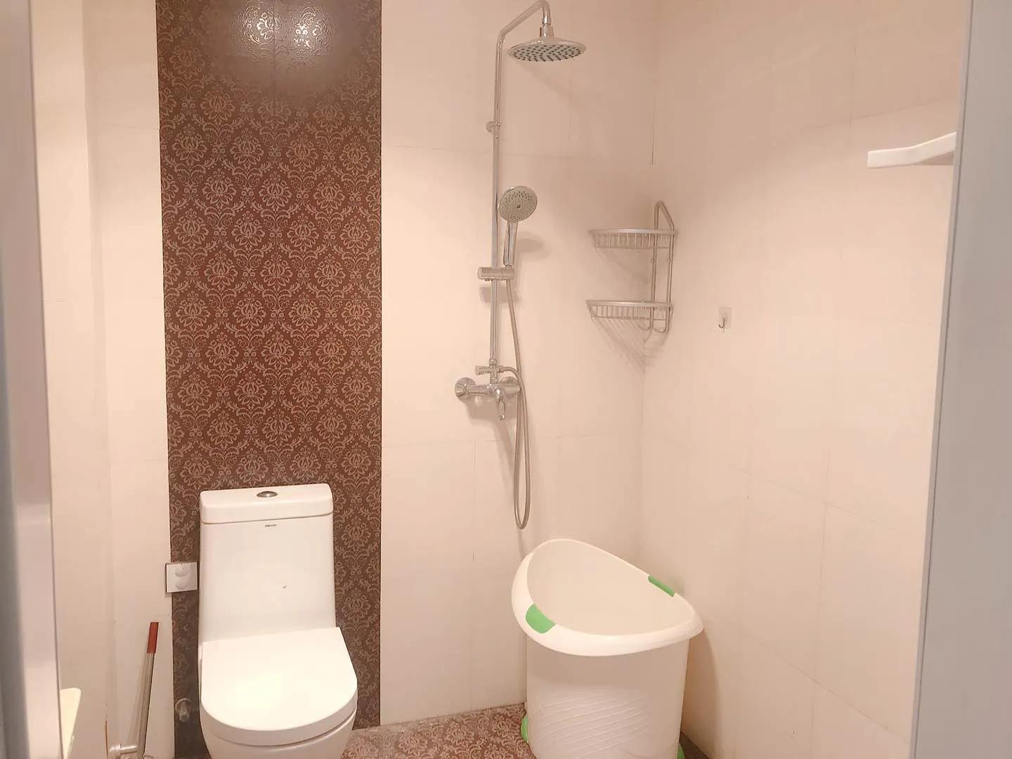 沈阳急出售一楼带院的房屋,沈阳自家房屋出售