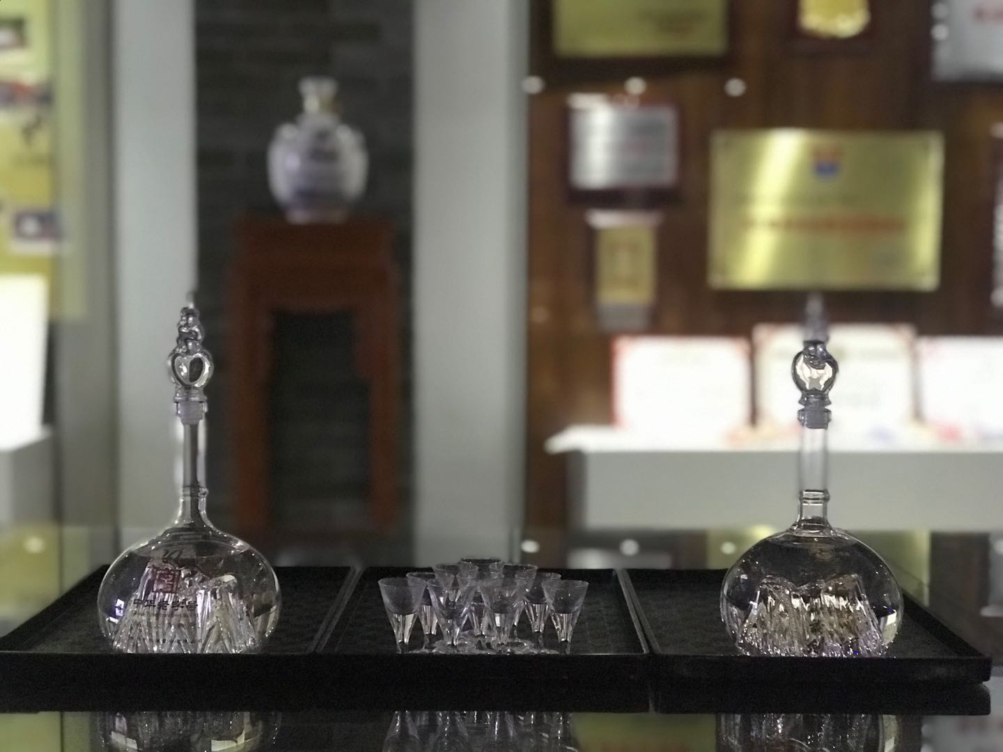 零距离体验一瓶好酒的诞生见证华山论剑西凤酒的好品质专线造