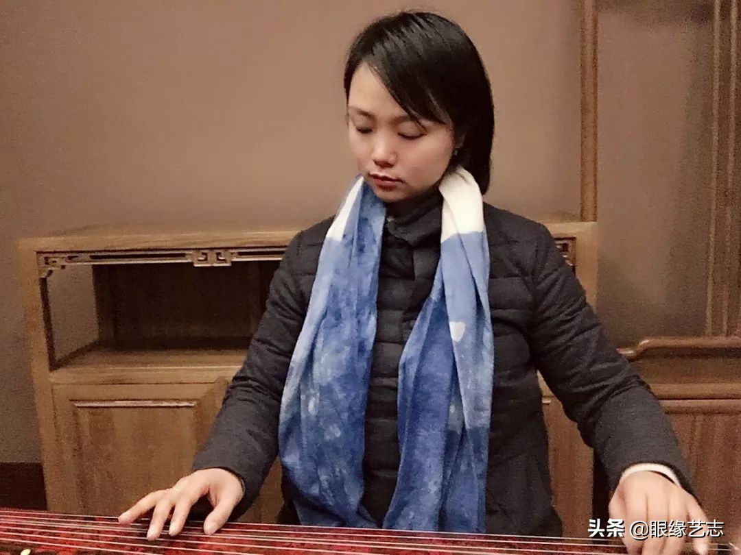 中国画元素服装设计作品,国画服装设计手绘