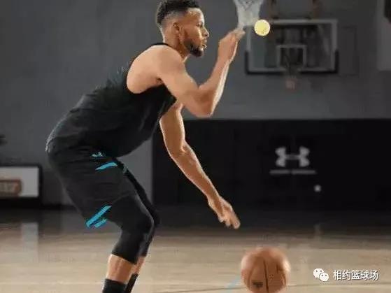 打篮球基础运球,篮球基础教学新手入门运球