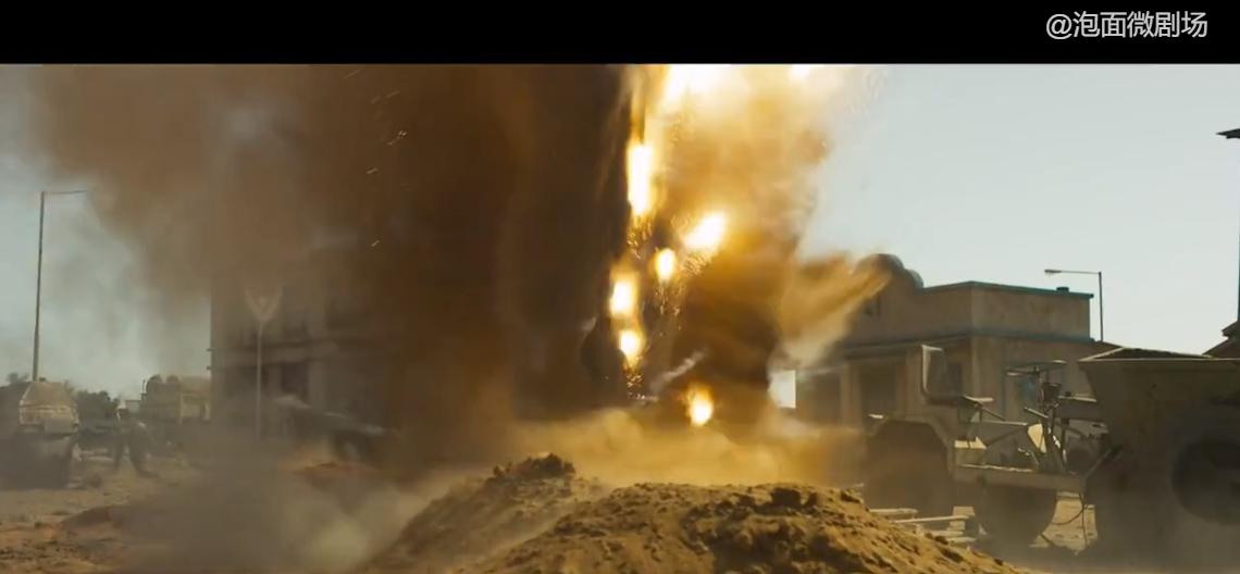 战争电影几百人打败几万人,震撼战争片200人守城击退2万敌人