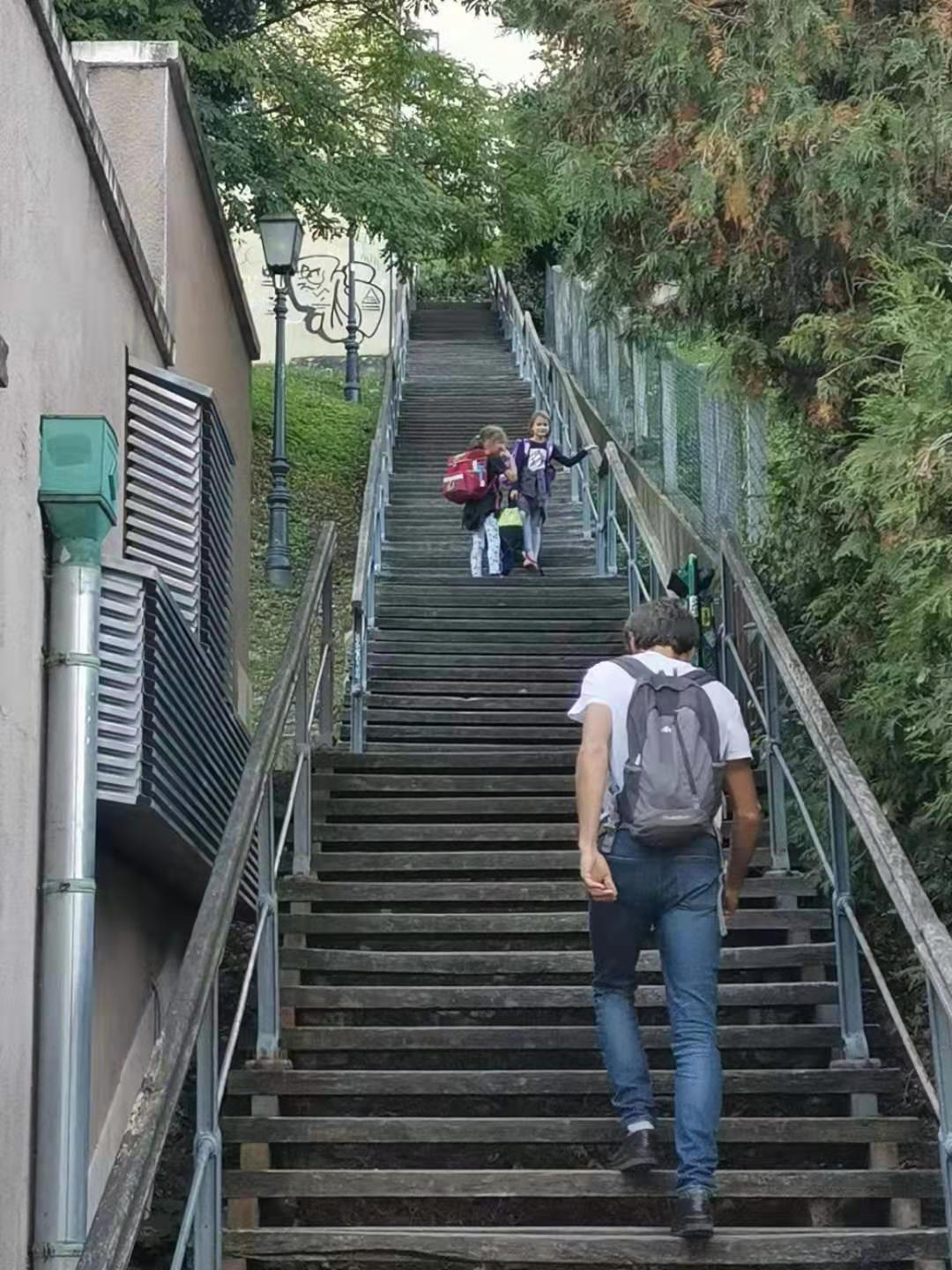 Day58：威尼斯→萨格勒布海一样蓝的有轨电车