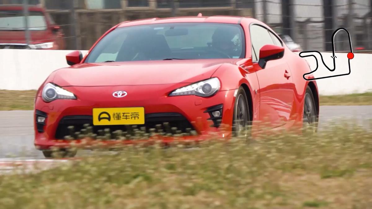 丰田86自动挡漂移,丰田86和斯巴鲁brz漂移