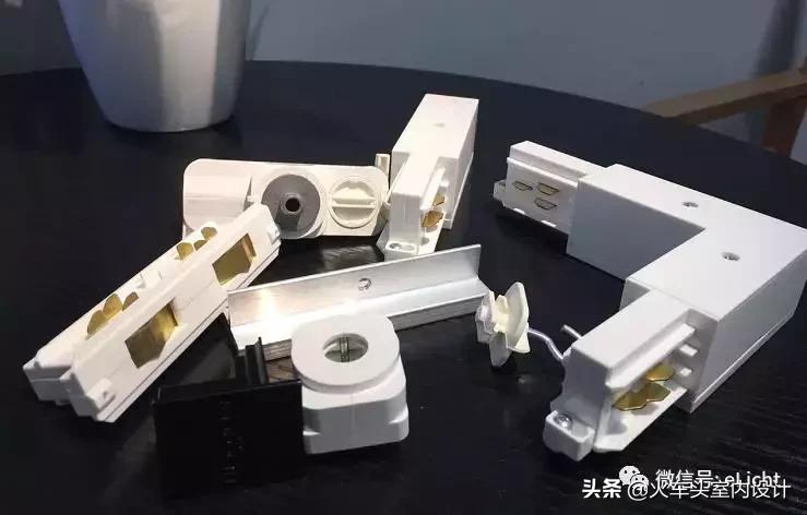 轨道灯的安装方法,自己动手安装轨道灯教程