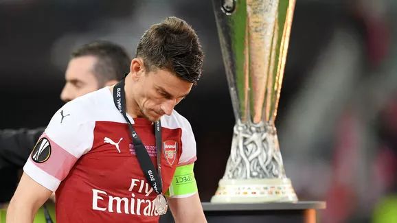 惨！！！七夕情人节，阿森纳又双叒叕与队长“分手”