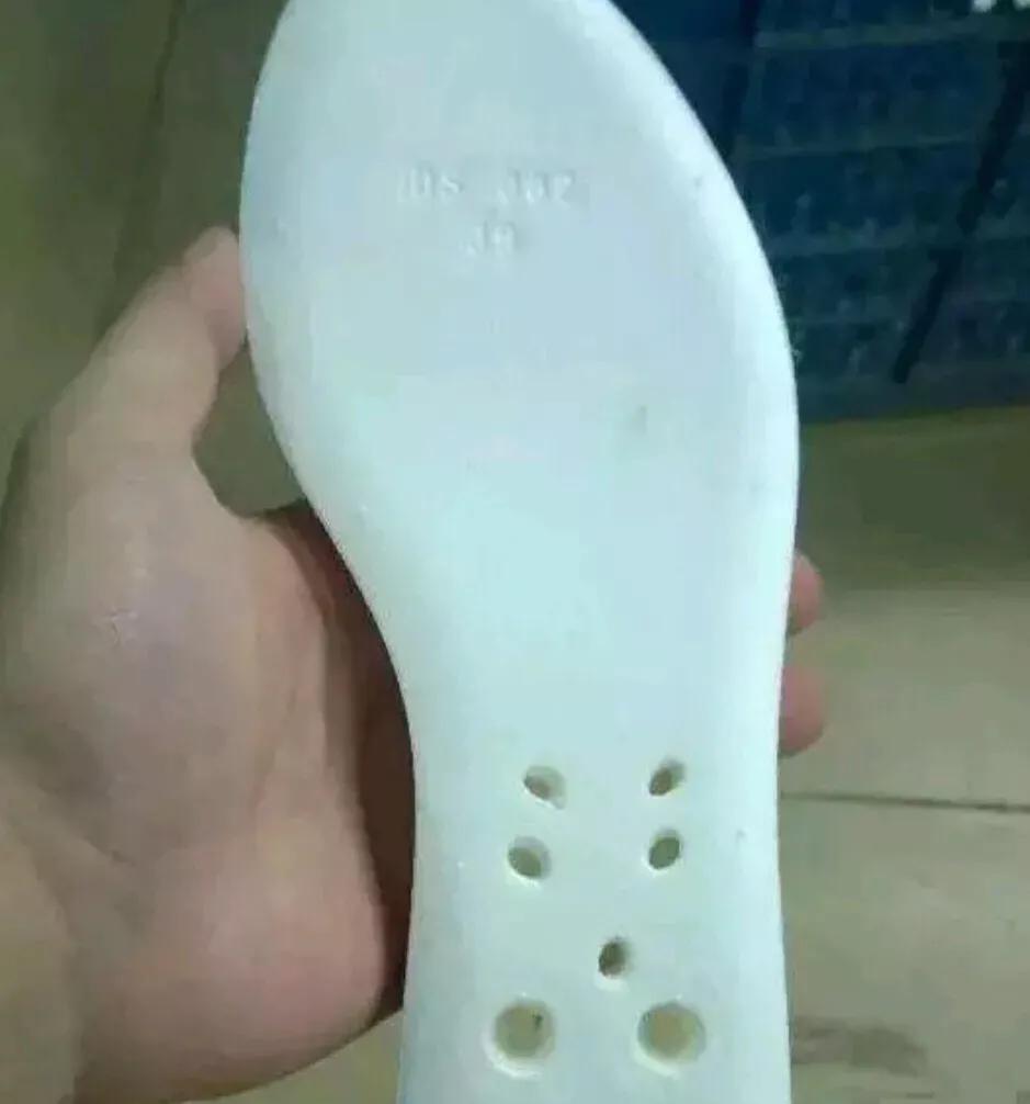 莆田鞋与正品鞋有哪些区别,莆田鞋和正品鞋的区别有哪些