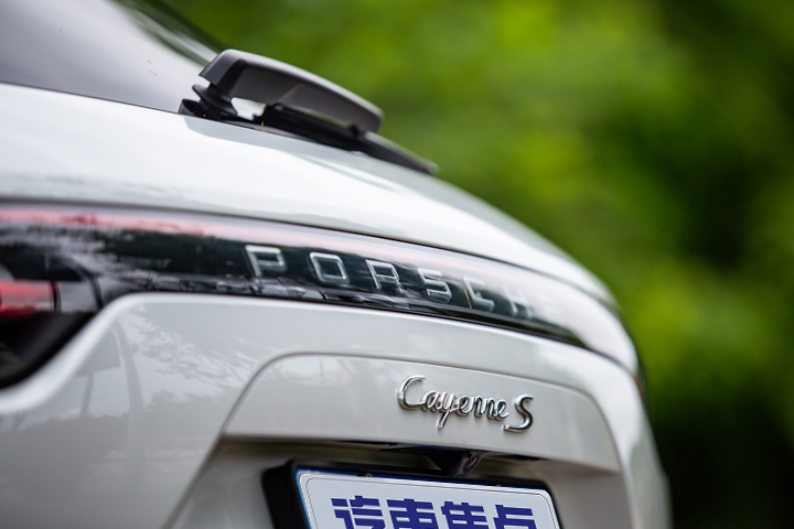 最好卖的百万级suv,中国最值得买的小型suv