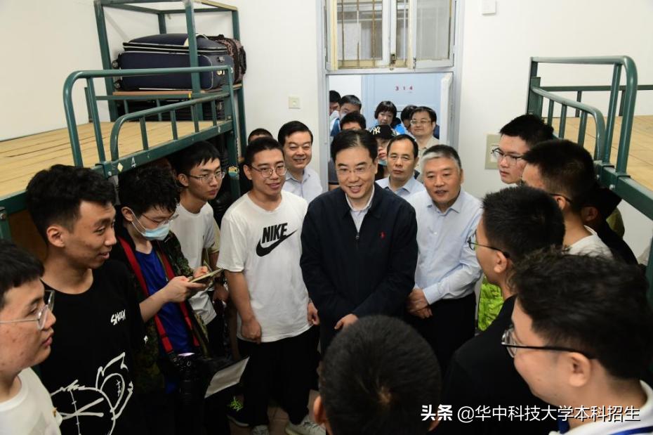 援鄂医疗队两名队员,援鄂医疗队员双胞胎