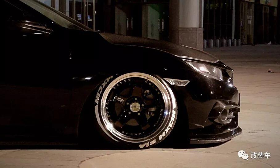 我不再是秒天秒地的10代思域，而是不务正业的手动玩家！