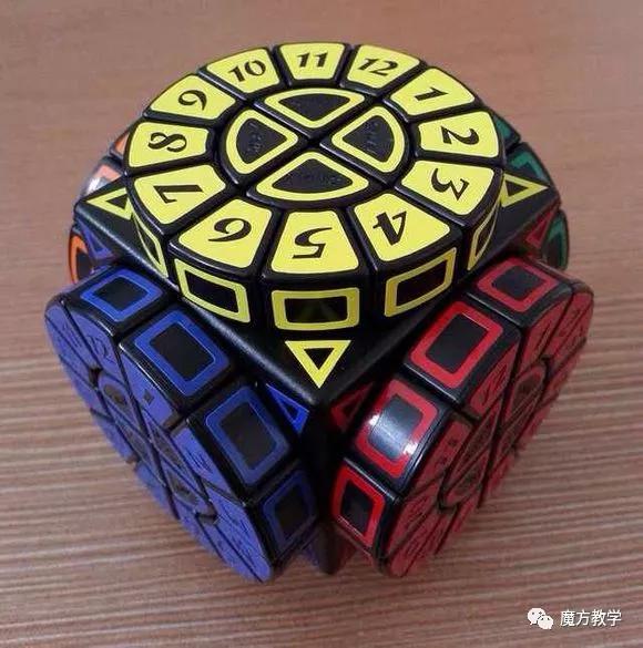 比较老的魔方教学,魔方小站三角魔方教学视频