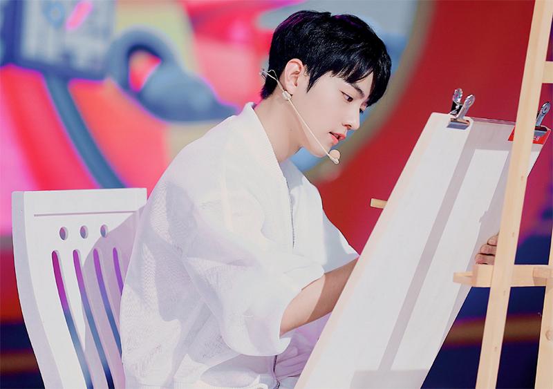 学校校草的穿搭该咋穿,学院风穿搭樱花校园