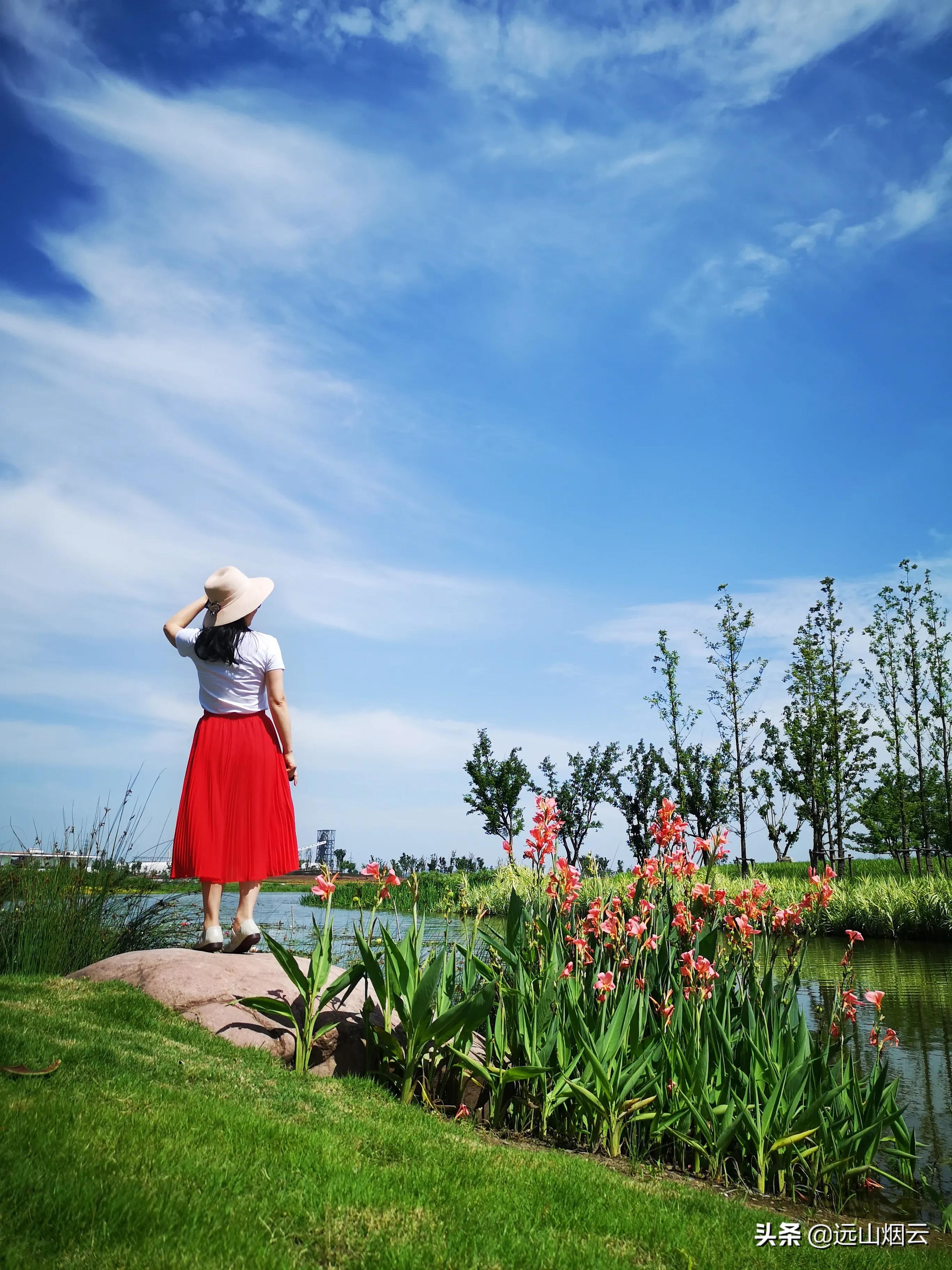 手拿自拍杆一杆在手不求人,自拍杆教程全过程