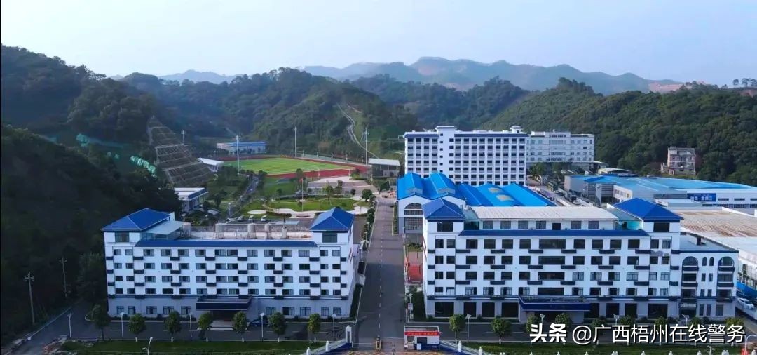【教师节特辑】认识一下，梧州花园式的警察“摇篮”