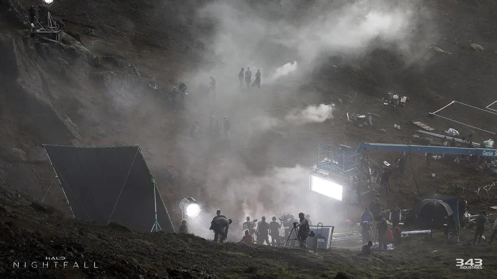 镝灯和钨丝灯有什么区别,钨丝灯与镝灯的插头区别