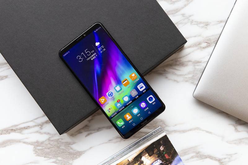 7寸大屏+128G+5000mAh，这款光荣手机从3199跌倒1489，清仓