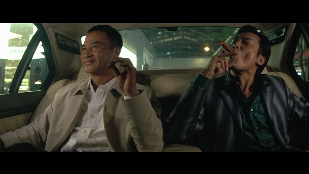 他是香港最低调的影帝，梳起飞机头他又是令人闻风丧胆的江湖大佬