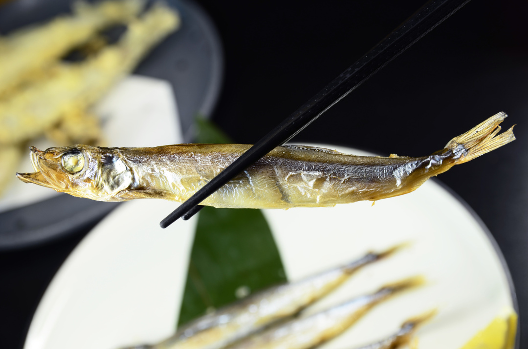 并非多情，只为生存，与多春鱼的美味邂逅