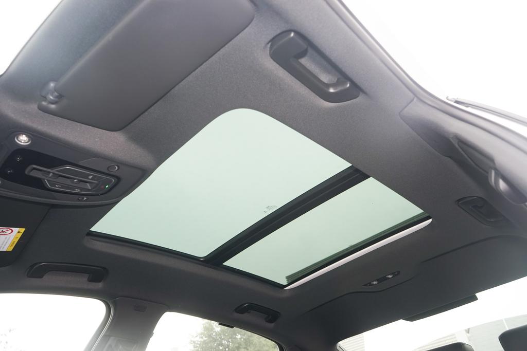 奥迪a4l40tfsi深度评测,奥迪a4l40tfsi时尚动感