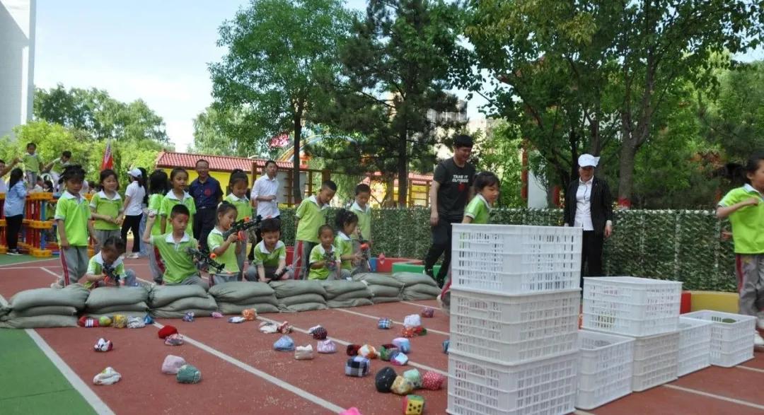 幼儿园我是小红军重走长征路游戏,小班重走长征路闯关游戏