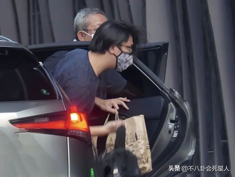 林依晨和赵丽颖,39岁林依晨自曝怀孕艰巨