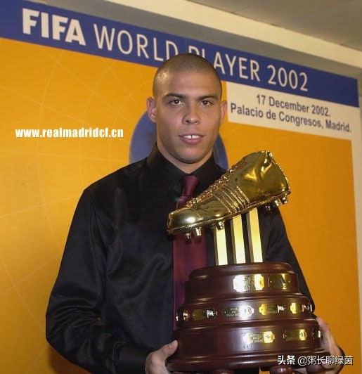 罗纳尔多，80后的足球情人，曾今伴随我们度过青葱岁月的那个人