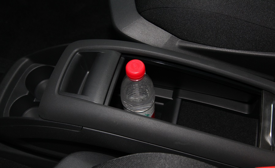 米花汽车,17款雪铁龙毕加索c4p试驾