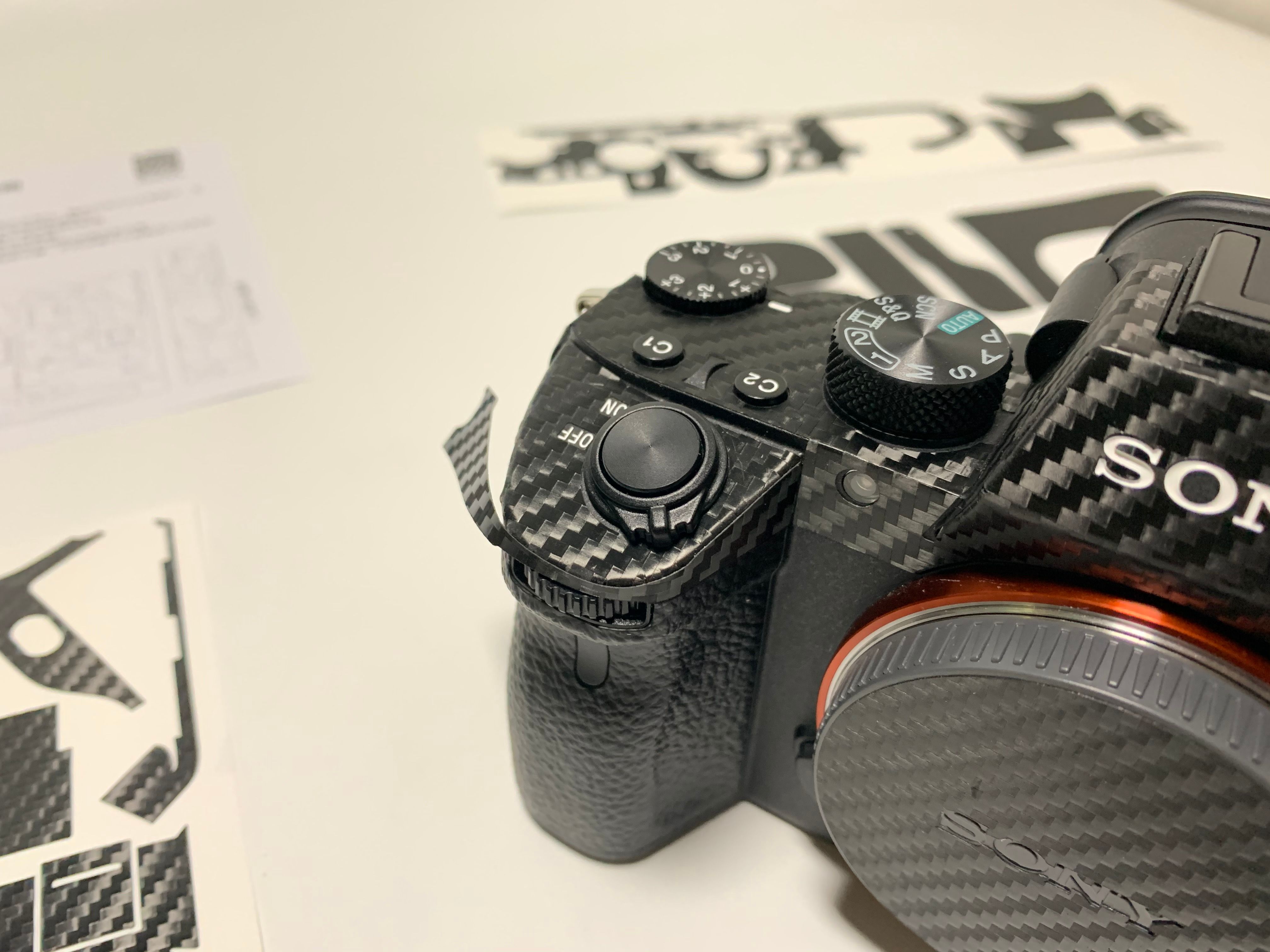 相机贴纸不留胶还牢固,相机3m的胶贴会留痕迹怎么清理