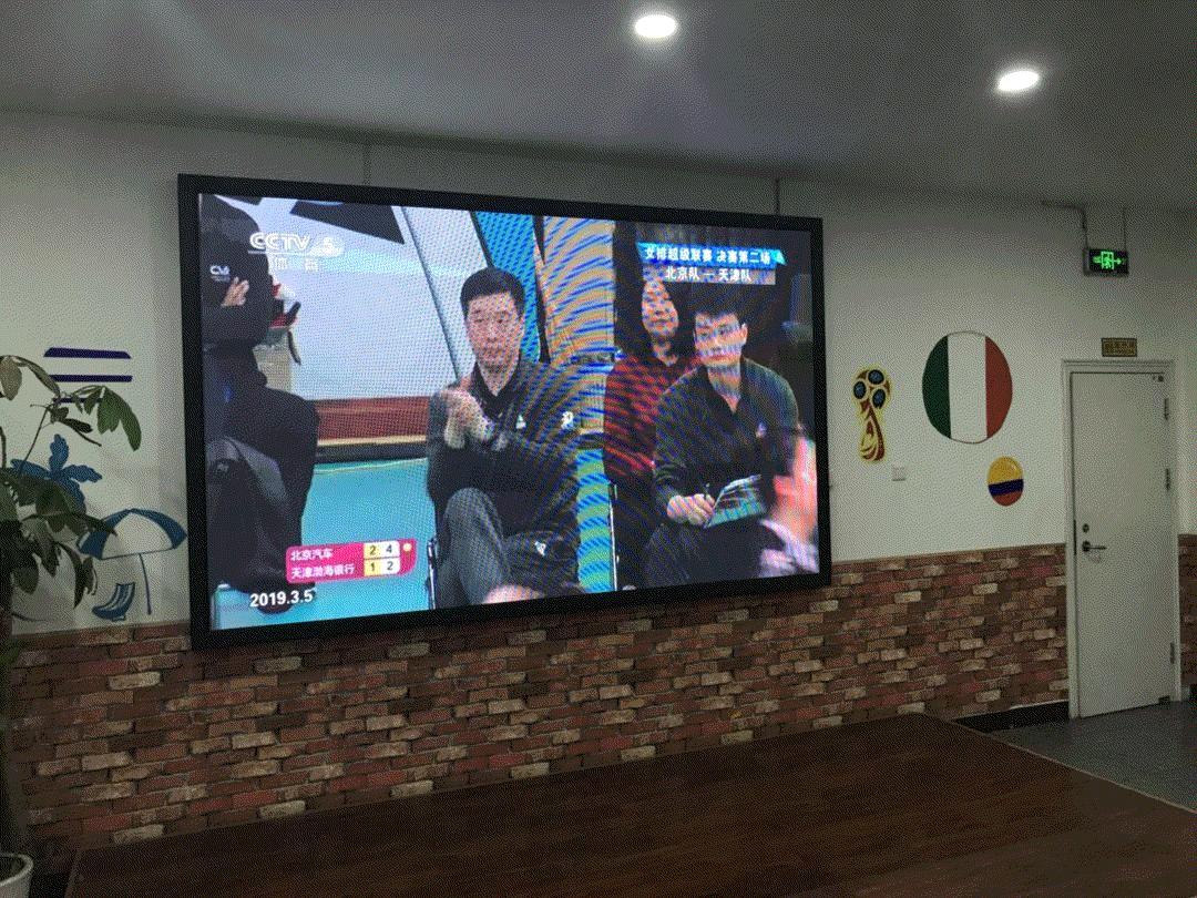 济南小清河南路与二环西路烧烤店,济南烧烤足球队