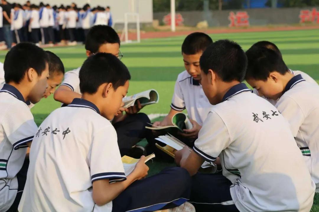 邯郸“牛”校长连军强话教育：太行山下给师生一个家！