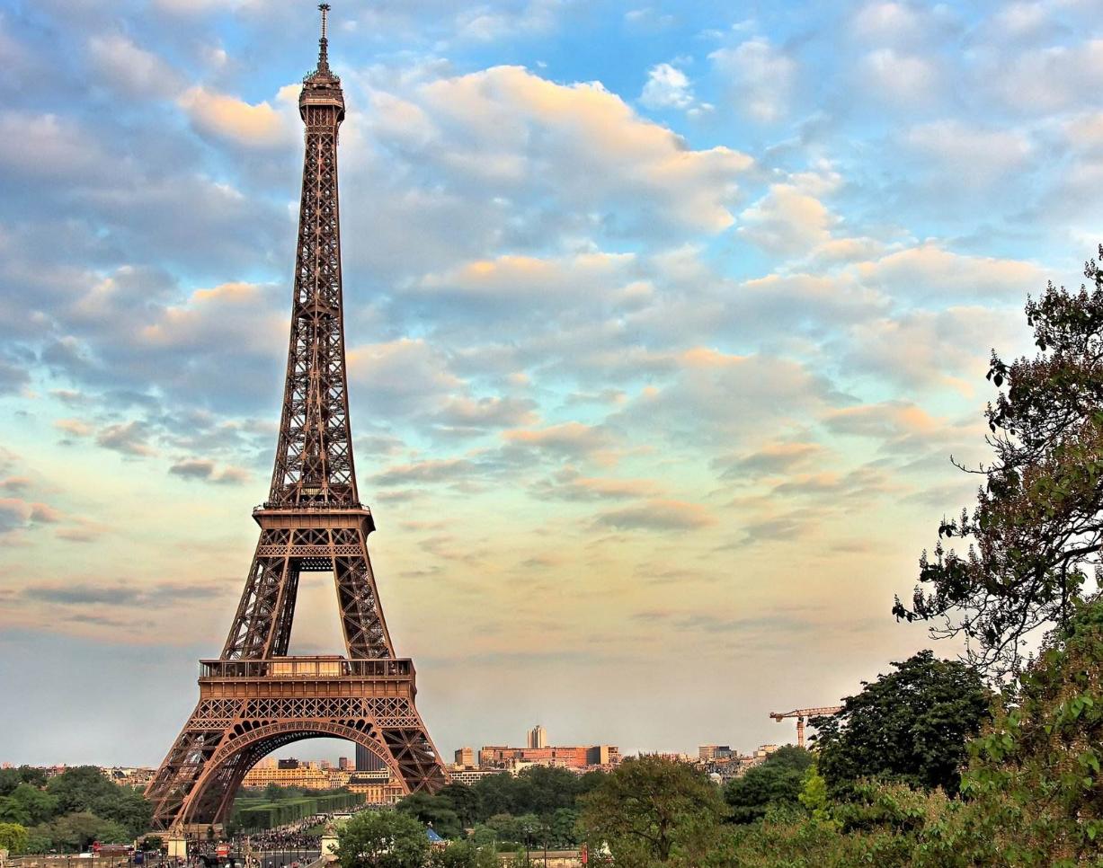 世界十大标志性建筑，除了巴黎圣母院，一座座都是人类的建筑巅峰