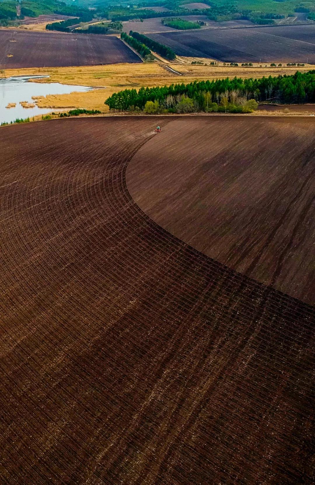 娌冲闈㈤,娌冲鐗硅壊闈㈤