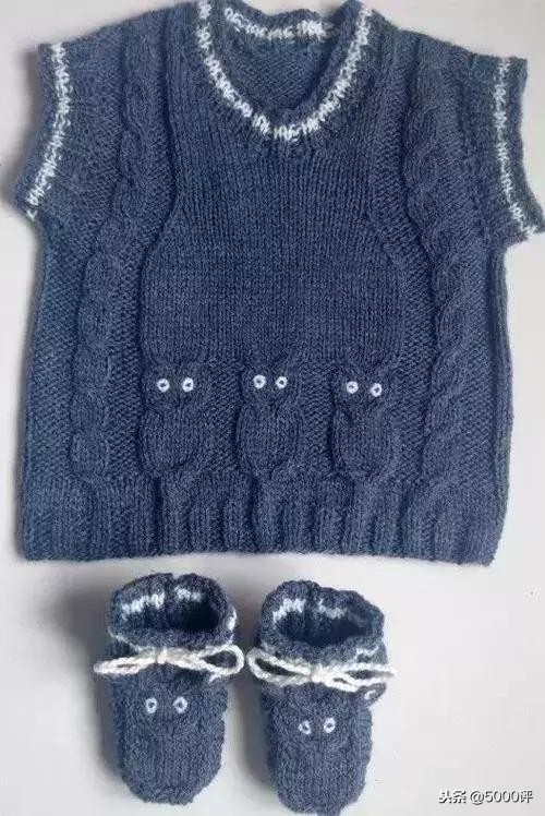 想给宝宝做马甲,给宝宝织一个背心