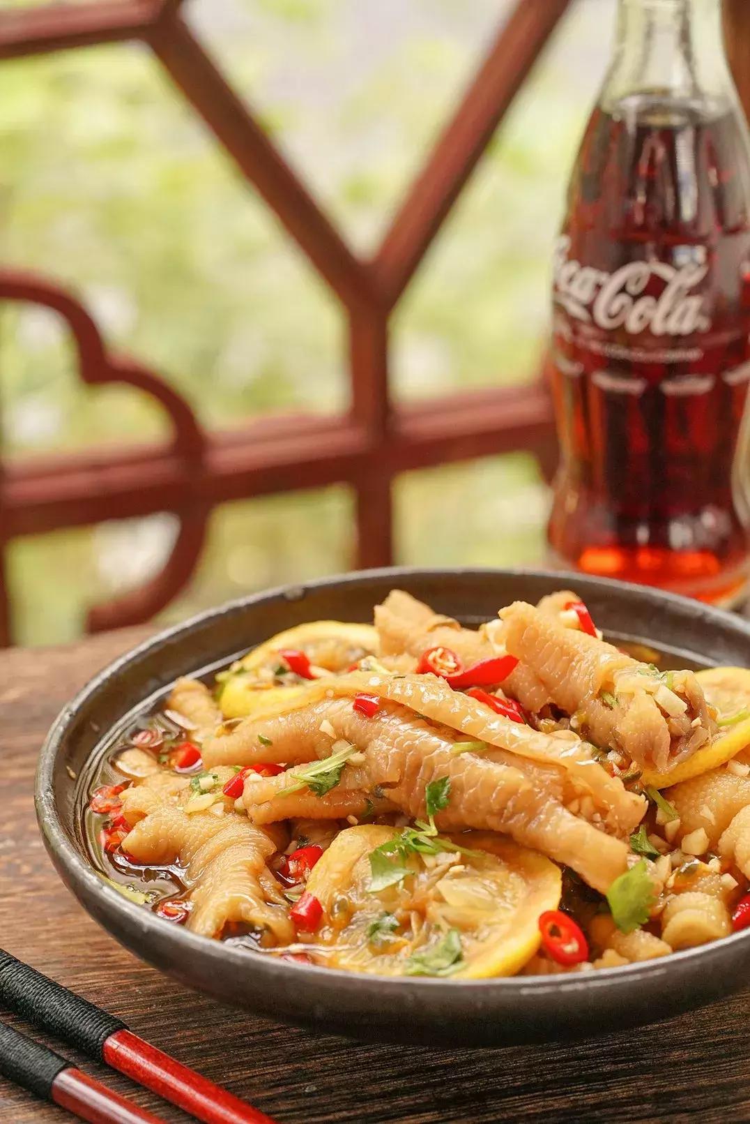 最简单的酸辣无骨凤爪做法,酸辣无骨凤爪最正宗的做法